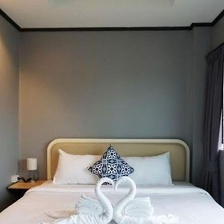 The Moon Night Ao Nang Hotel Krabi town Esterno foto